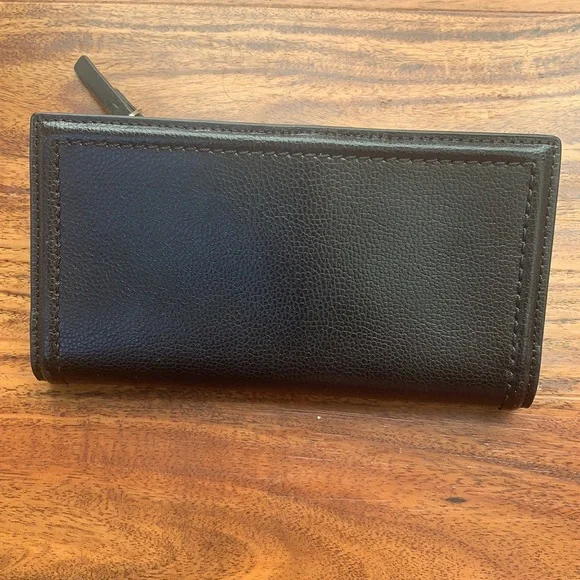 Kate Spade Wallet - Picture 4 of 4